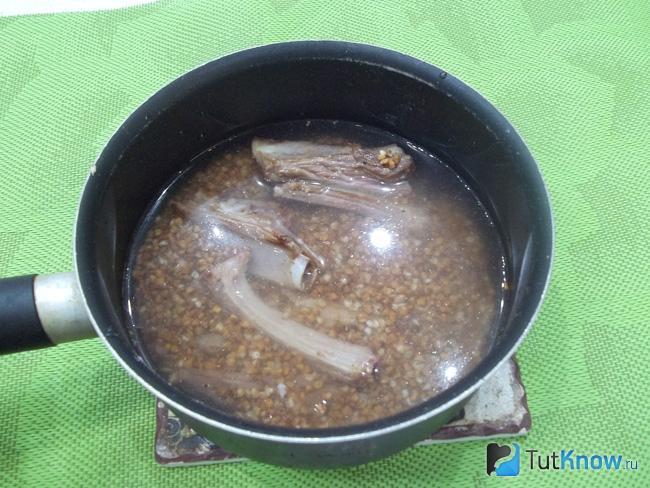 Продукты залиты водой