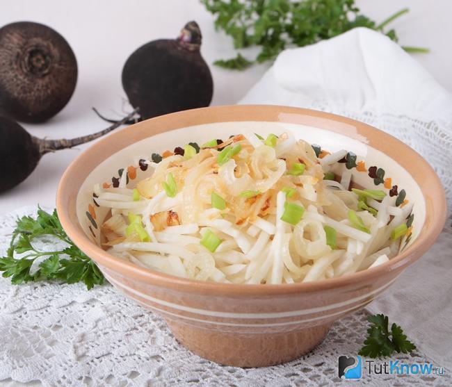 Салат из черной редьки