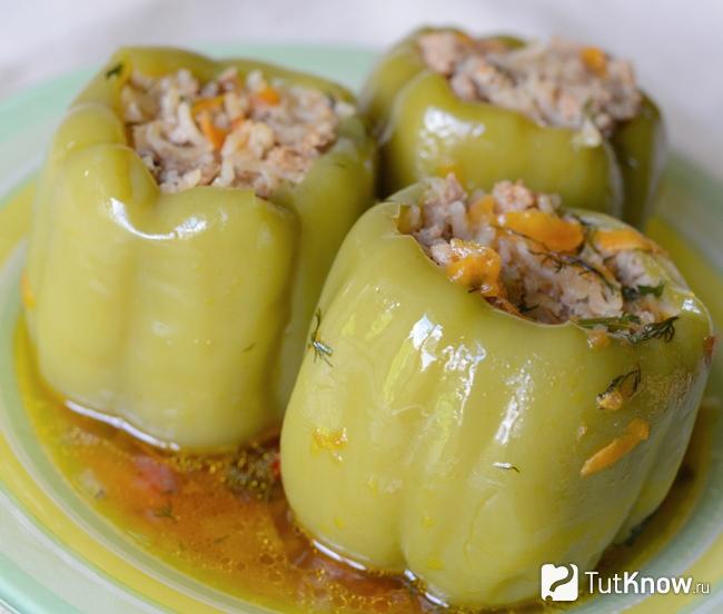 Фаршированный зеленый перец