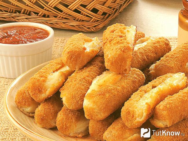 Готовые сырные палочки