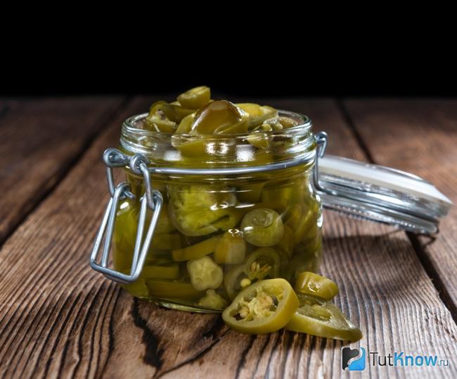 Маринованный перец халапеньо