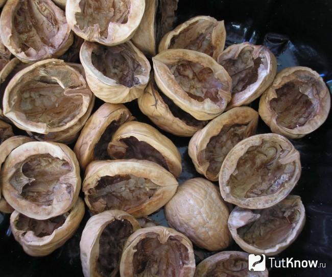 Скорлупа ореха для депиляции рук