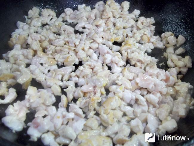 Мясо жарится