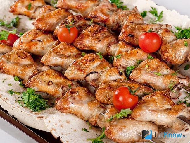 Как правильно мариновать куриные крылышки