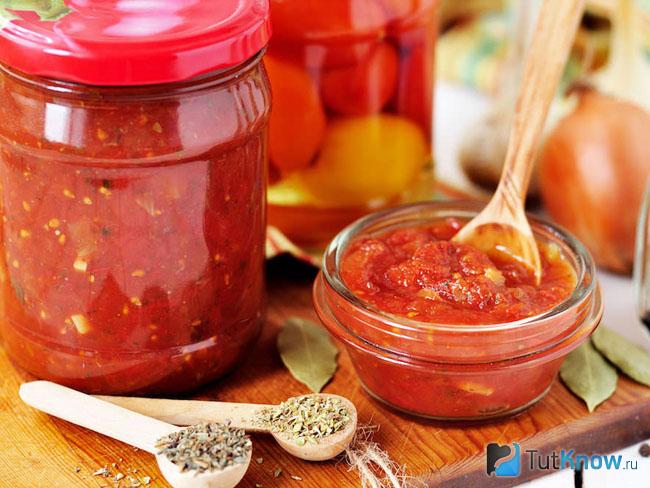 Соус сацебели с грецкими орехами