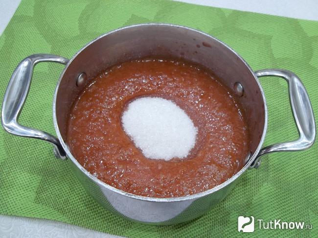Сливовое пюре с сахаром