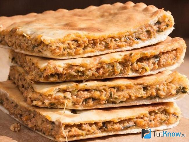 Мясной пирог в лаваше в духовке