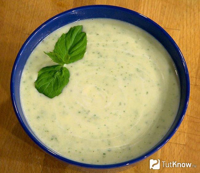 Суп из кабачков и мяты