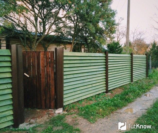 Деревянный забор жалюзи