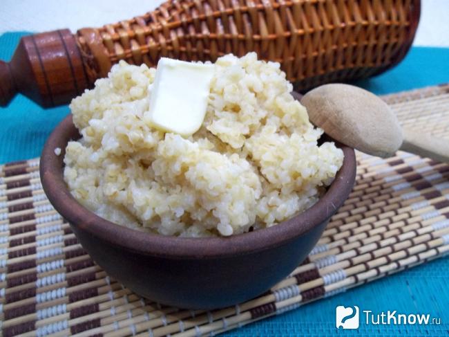 Готовая пшеничная каша на молоке