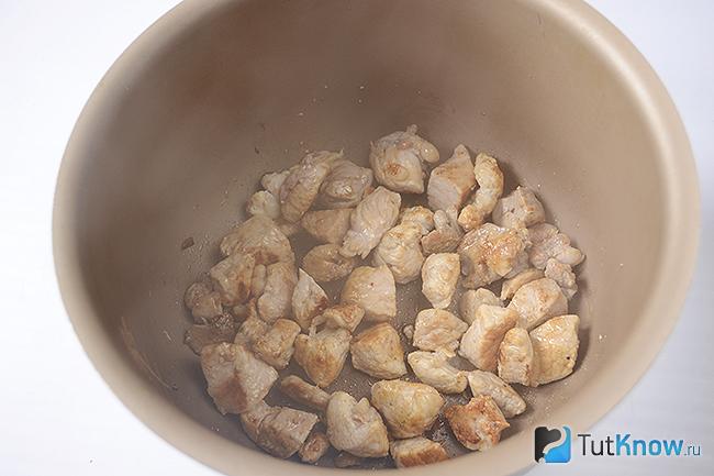 Жарим мясо в мультиварке