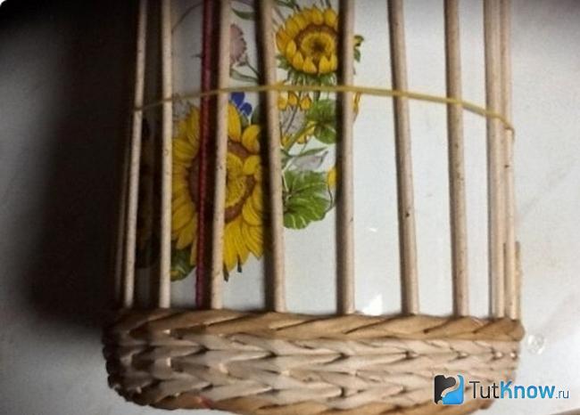 Начало плетения вазочки