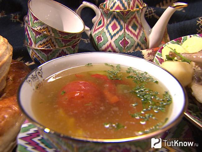 Шурпа из свинины: насыщенная и густая