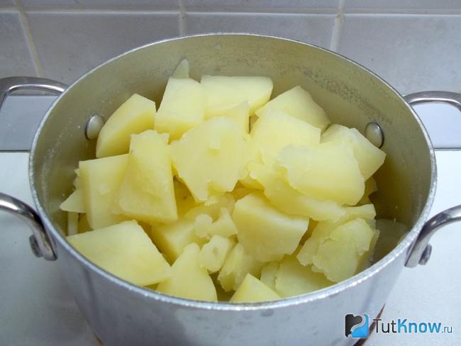 Картофель отварен