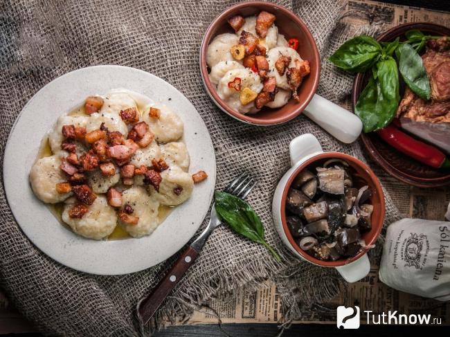 Картофельные клецки с мясом