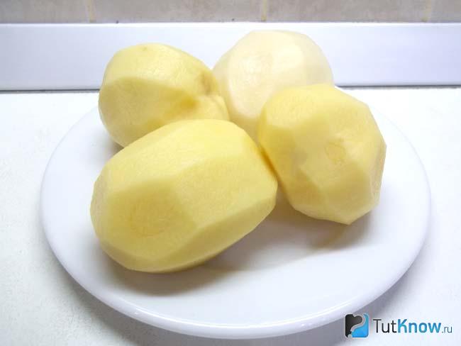 Картофель очищен