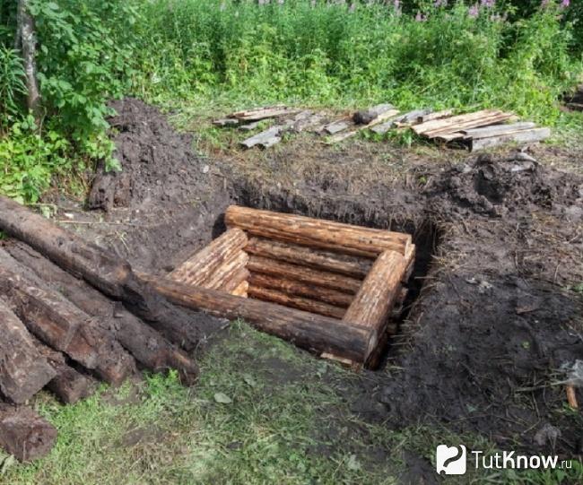 Как сделать деревянный колодец