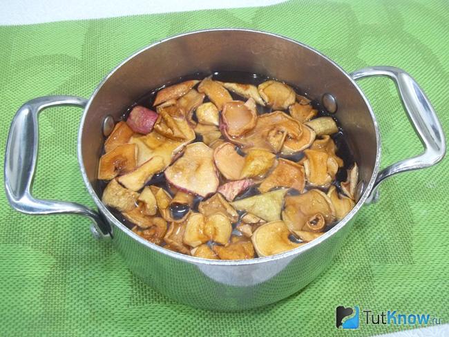 Сушки залиты водой