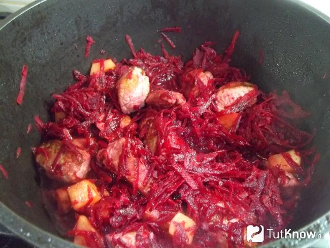 Продукты жарятся