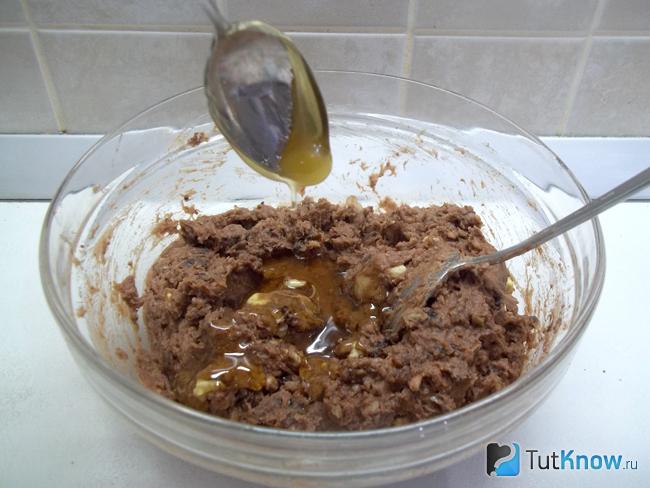 К фасоли добавлен мед