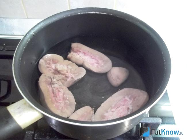 Почки варятся
