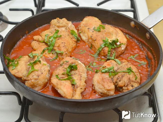 Тушеная курица в томном сок