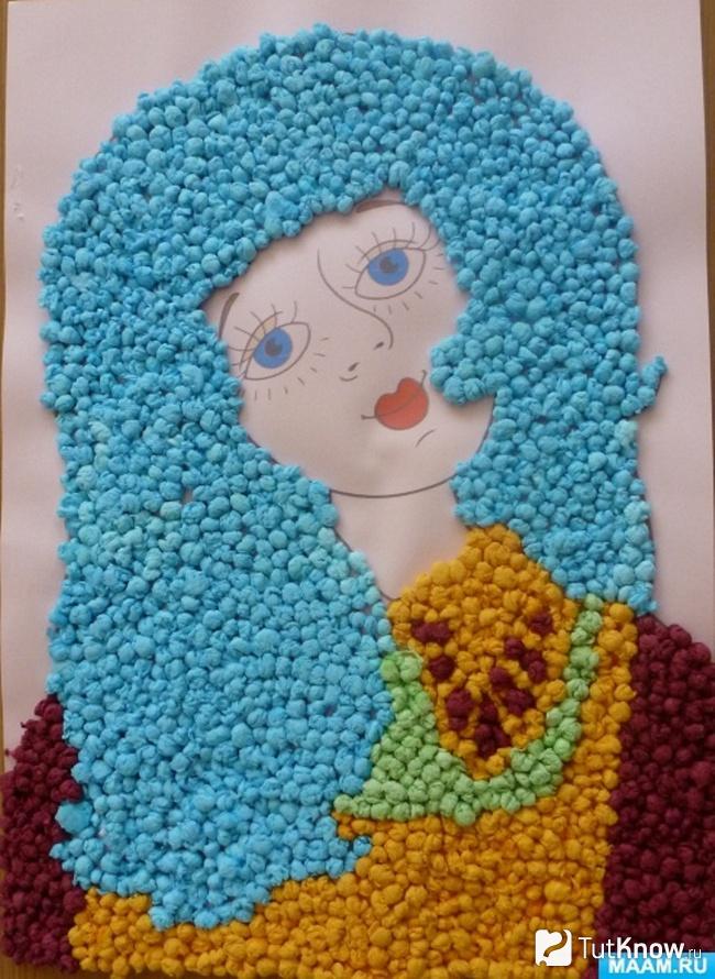 Рисунок девушки из салфеток