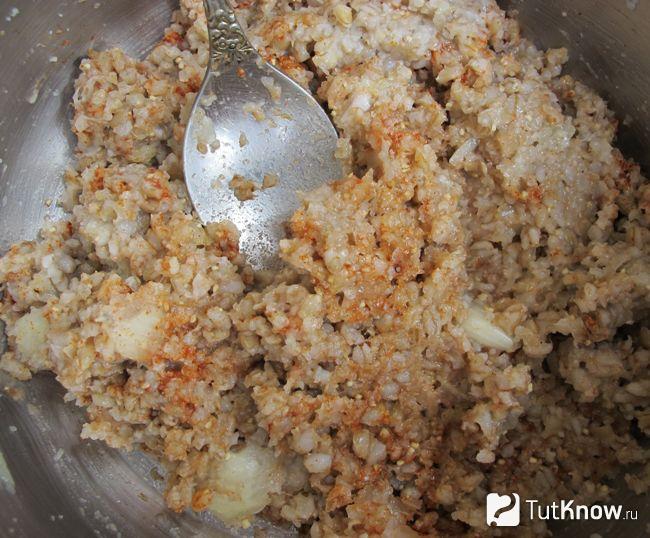 Приготовление гречневых котлет с фаршем