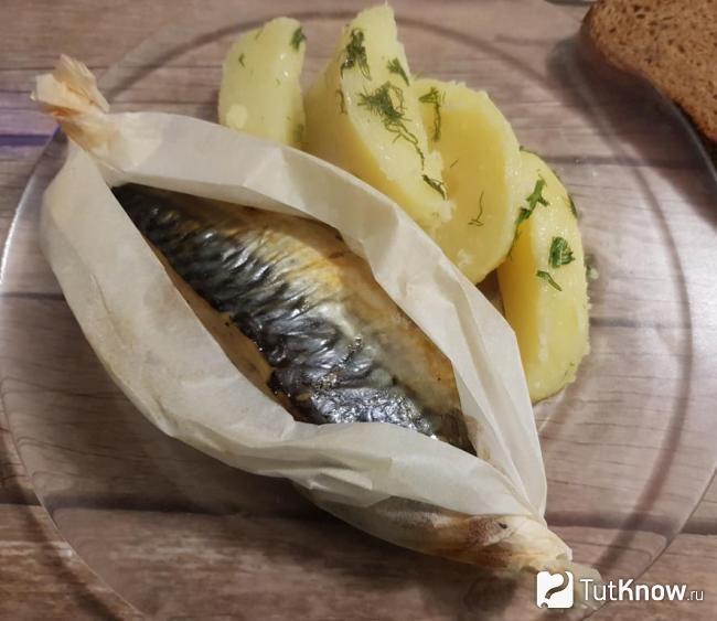 Готовая скумбрия в собственном соку