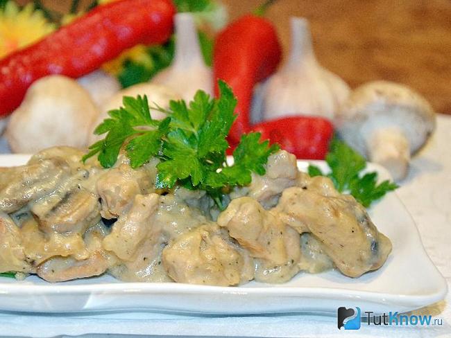 Индейка тушеная с грибами — секреты опытных поваров