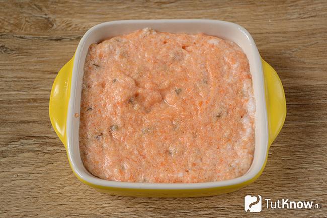 Морковная масса в форме для запекания