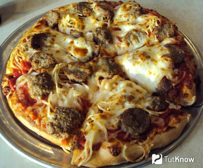 Пицца из макарон с фаршем