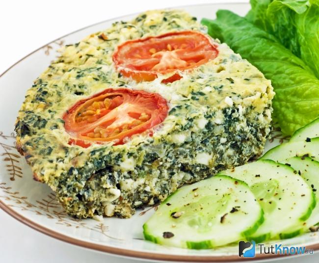 Киш со шпинатом и брынзой