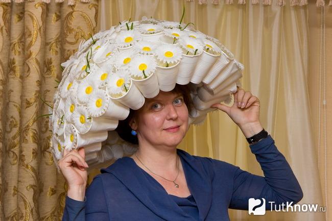Большая шляпа с ромашками