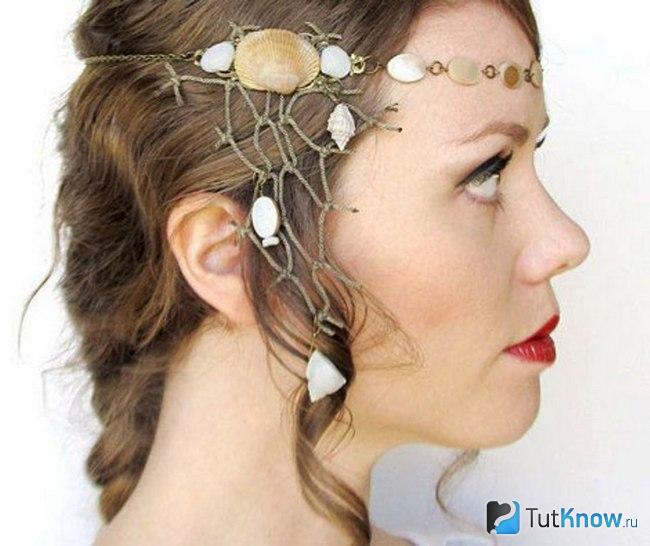 Украшение из ракушек на голову невесты