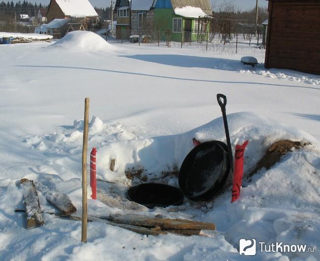 Замерзание сточной ямы
