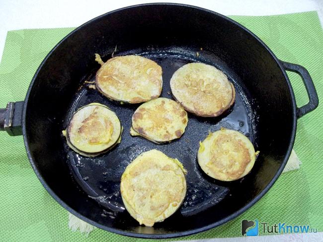 Готовые баклажаны в яичном кляре
