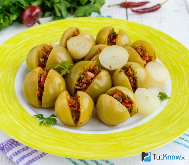 Фаршированные маринованные зеленые помидоры
