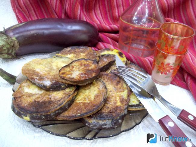 Готовые баклажаны в яичном кляре