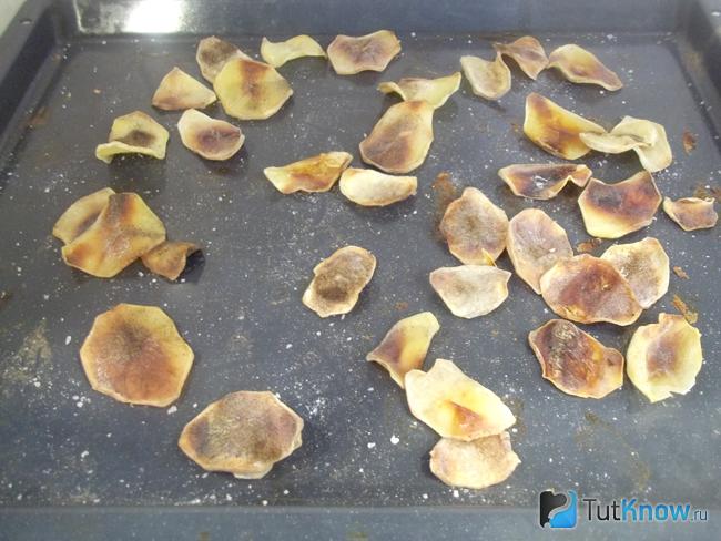 Готовый картофель сушеный в духовке