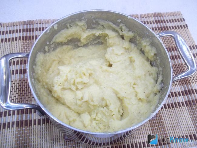 Готовое тесто для картофельных оладий с мукой