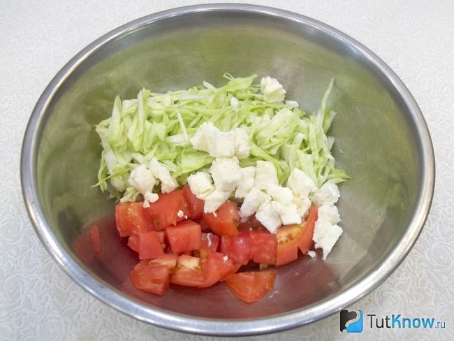 Брынза нарезана кубиками