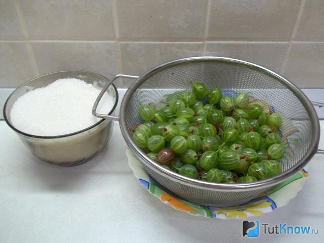 Крыжовник вымыт