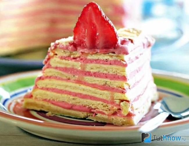Клубничный торт с пастилой