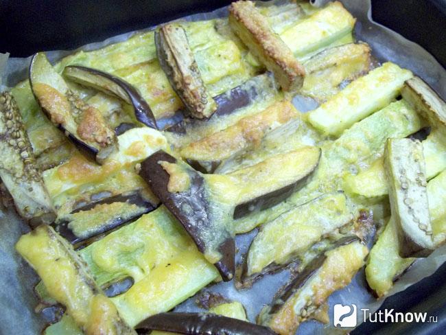 Готовые кабачковые и баклажанные палочки в сырной панировке