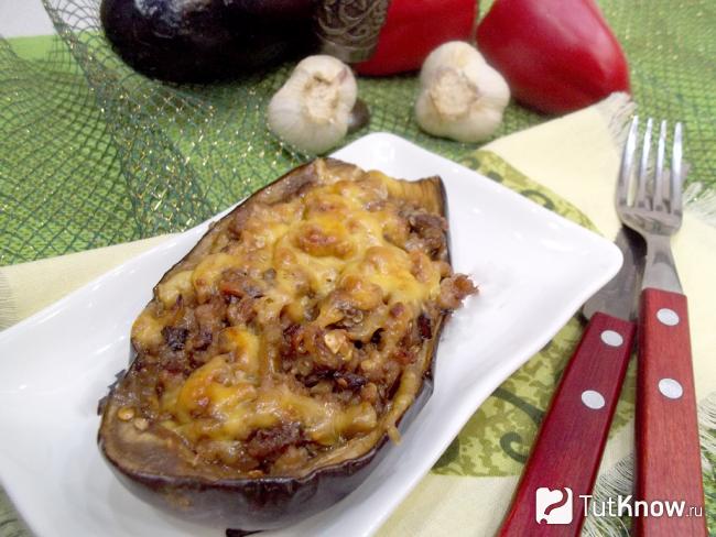 Готовые фаршированные баклажаны мясным фаршем
