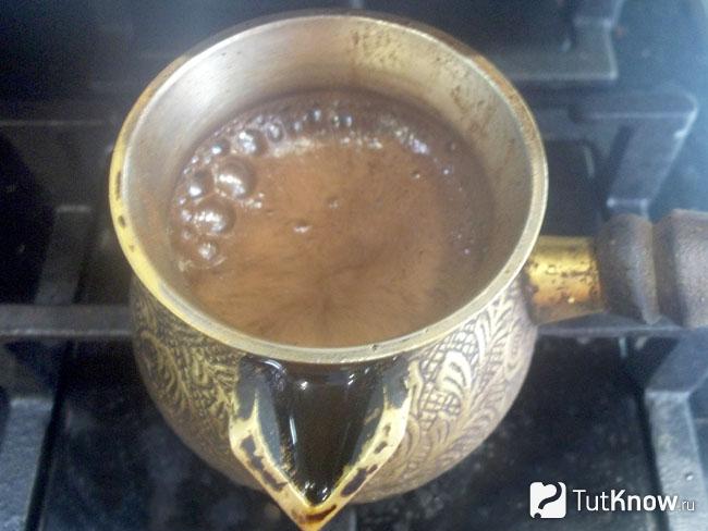 Кофе доведено до кипения второй раз