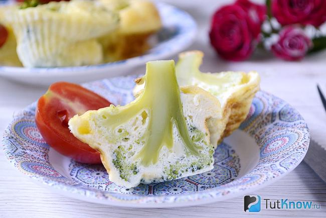 Как выглядит брокколи, запеченная в духовке с яйцом