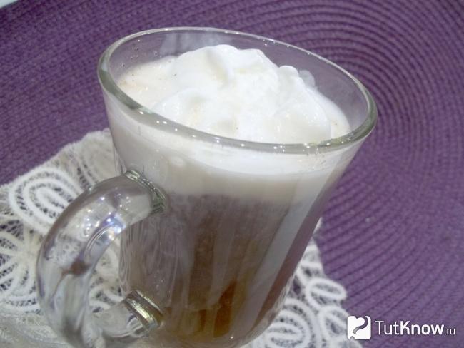 Готовое кофе с мороженым