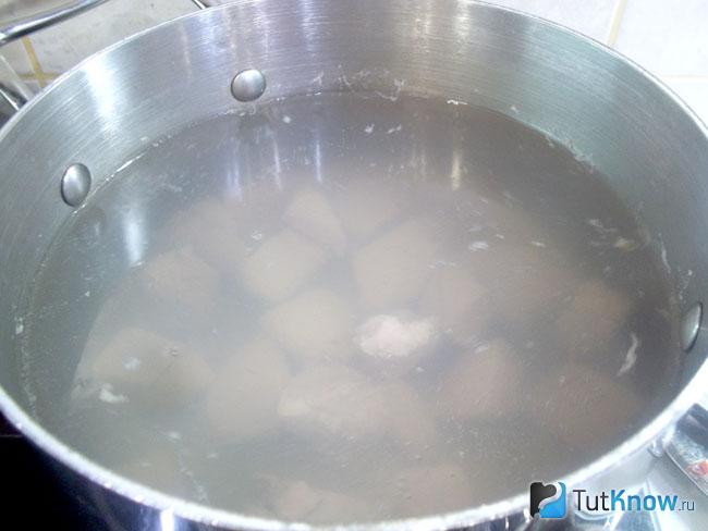Мясо доведено до кипения
